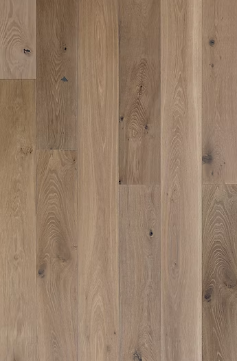 White Oak engineered flooring – Pelister – close-up sample texture, warm natural grain, wide plank